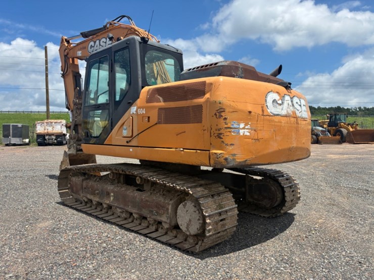 2015-case-cx160c-image-4