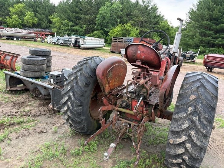 massey-ferguson-22-image-5