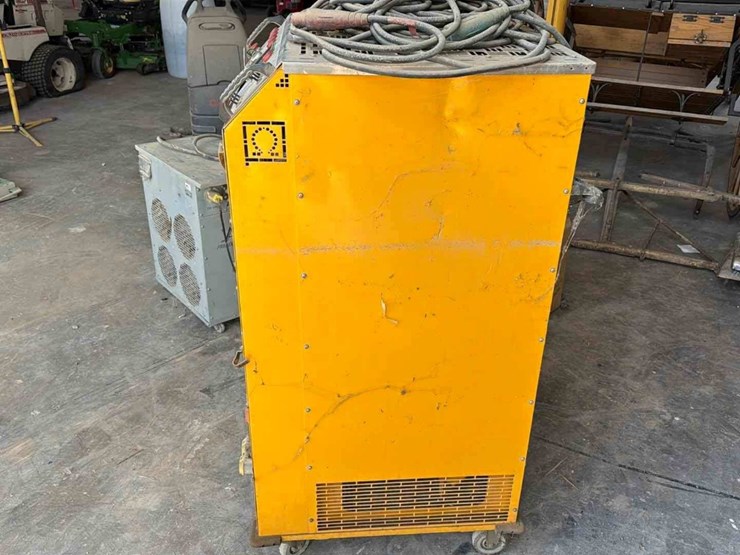 breaker-image-2