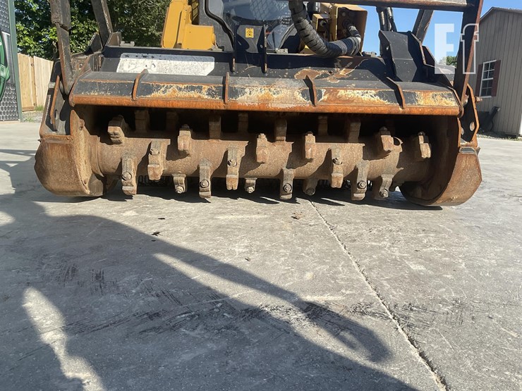 2020-caterpillar-299d3-xe-image-12