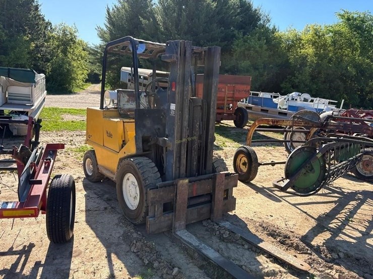 yale-58-lp-forklift-image-3