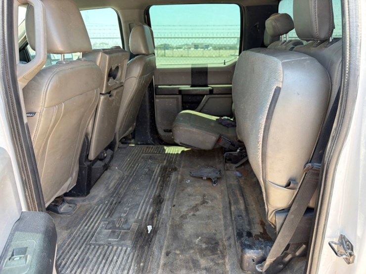 2020-ford-f350-image-8