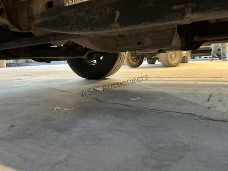 2016-chevrolet-silverado-3500hd-image-24
