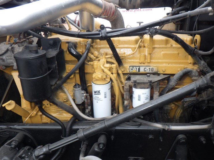 2000-peterbilt-378-image-18