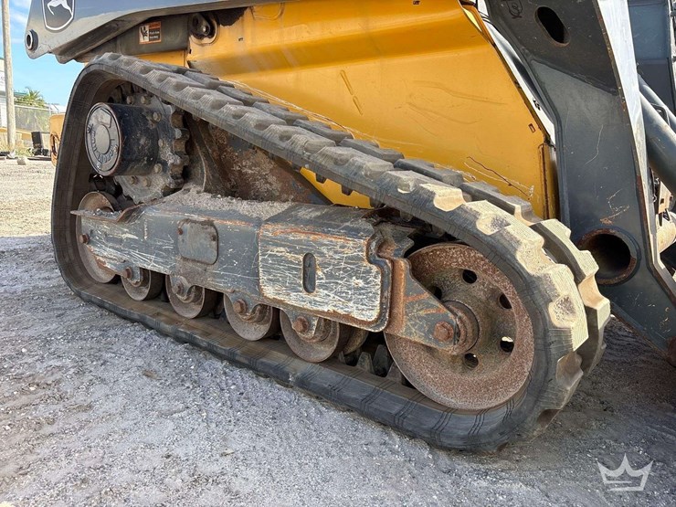 2020-deere-325g-image-35