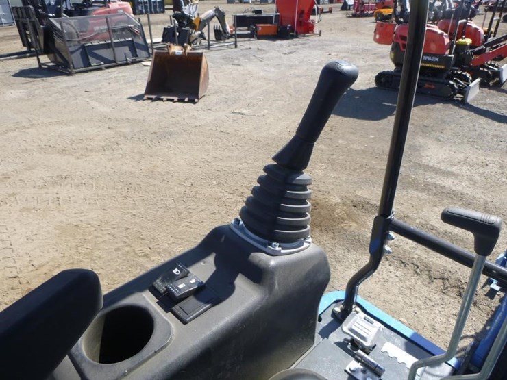 hydraulic-excavator-image-21