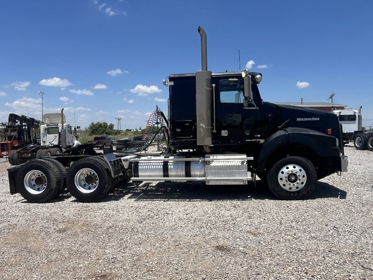 2012-western-star-4900-image-4