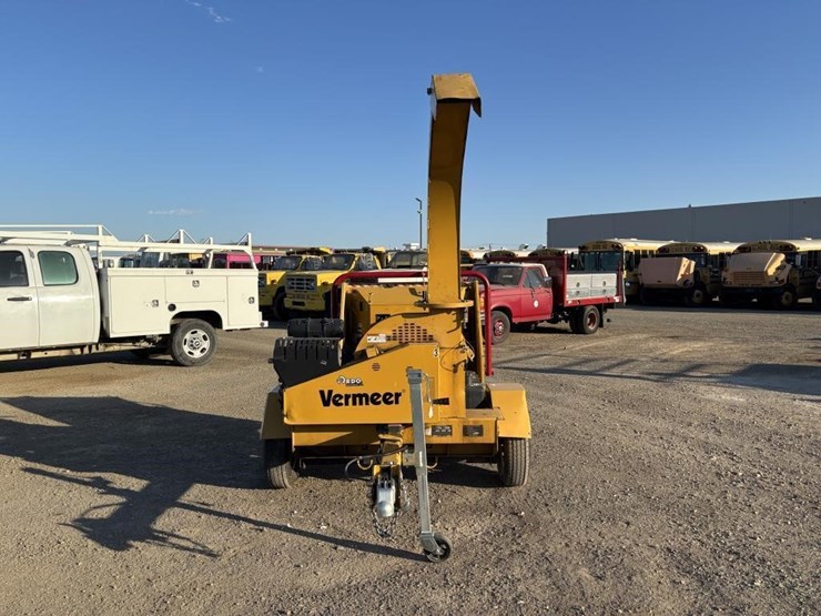 2019-vermeer-bc700xl-image-5
