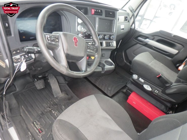 2024-kenworth-t680-image-15