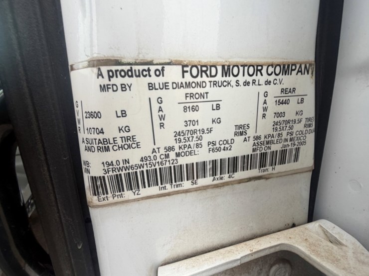 2005-ford-f650-image-16