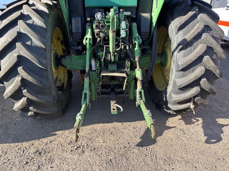 john-deere-6420-image-11