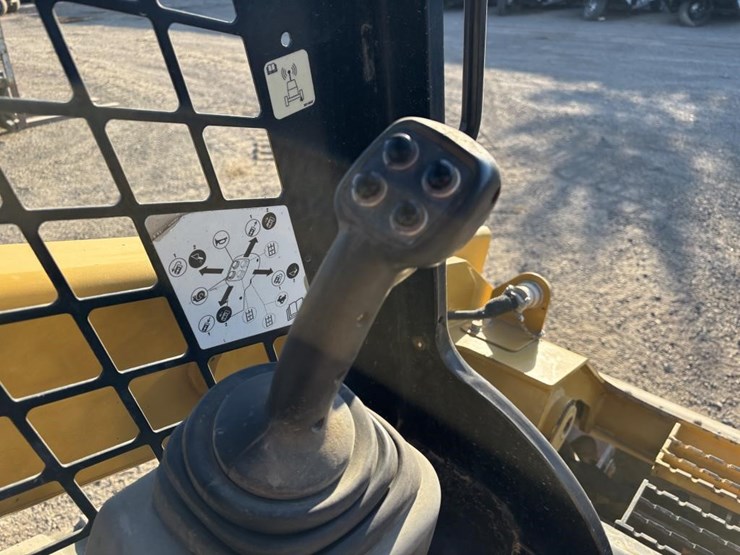 caterpillar-299d2-image-23