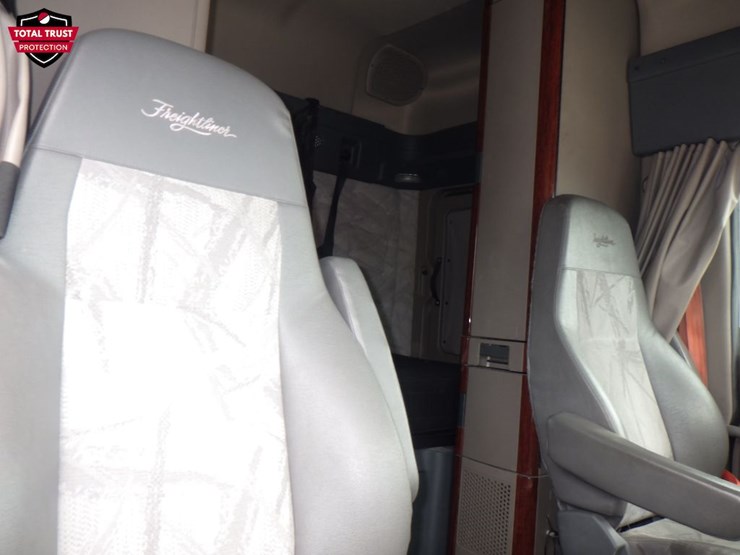 2019-freightliner-cascadia-125-image-5