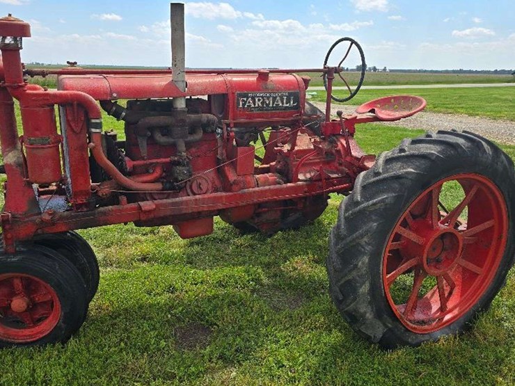farmall-f-20-standard-image-1