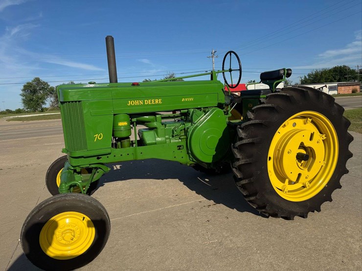 1955-john-deere-70-image-9