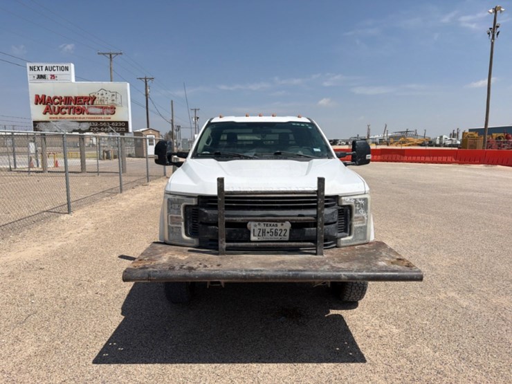 2019-ford-f350-image-2