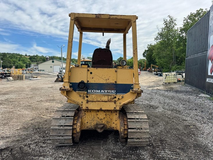 komatsu-d37e-2-image-5