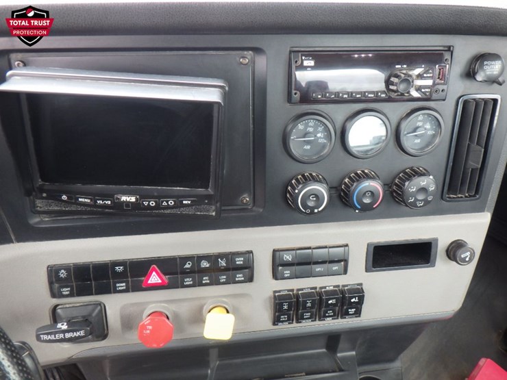 2019-freightliner-cascadia-116-image-18