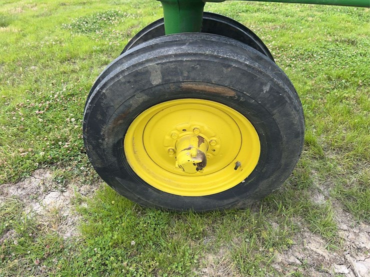 john-deere-a-image-12