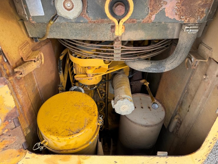 komatsu-d37e-2-image-20