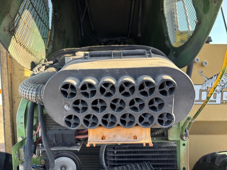 john-deere-6420-image-46