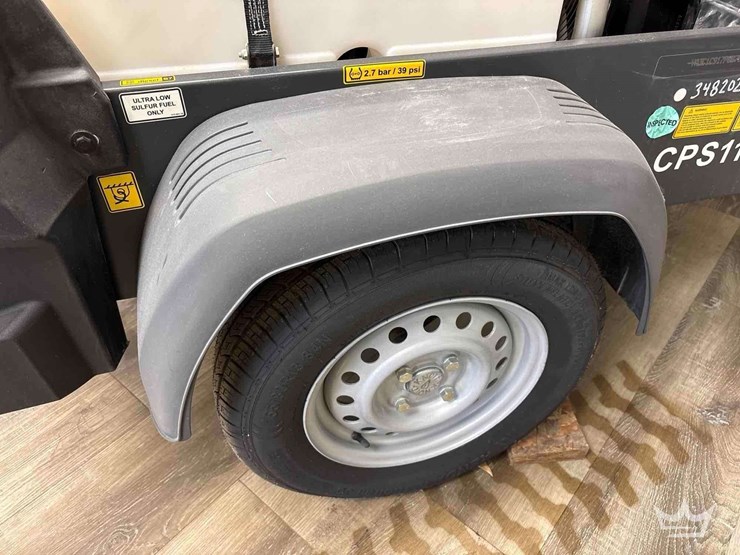 2023-atlas-copco-cps110-s/a-towable-air-compressor-image-24