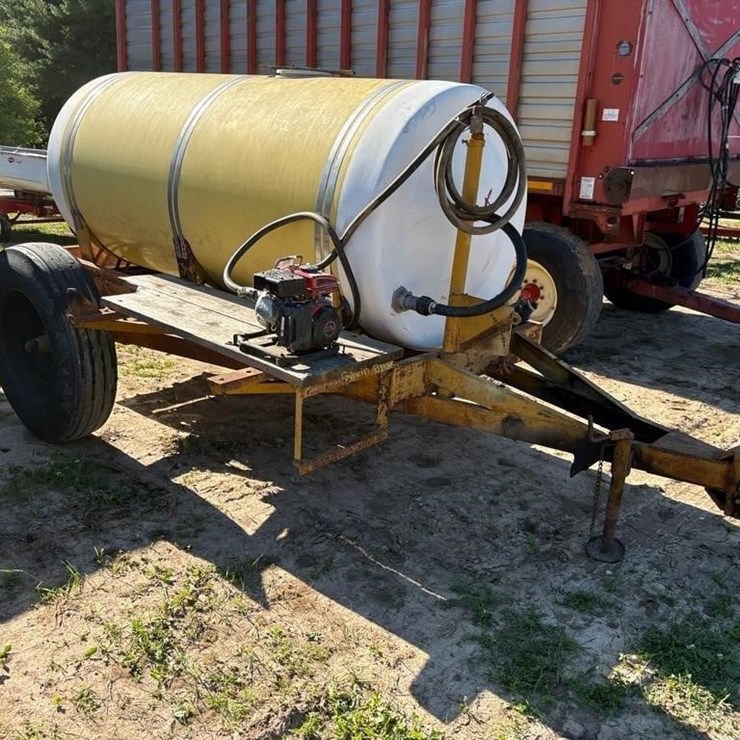Water Tank Nurse Trailer w/Pump