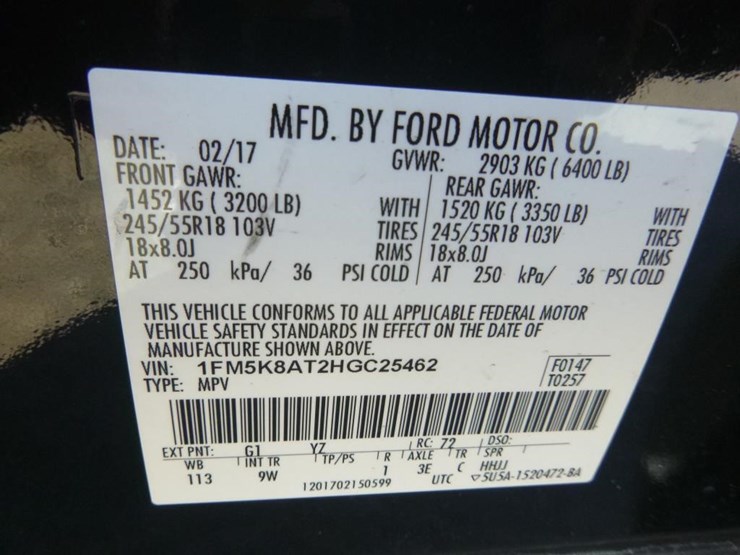 2017-ford-explorer-image-16