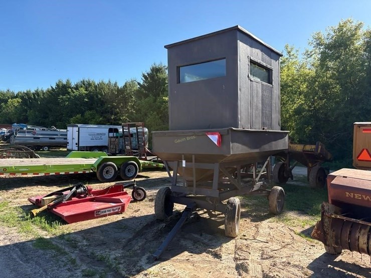 gravity-wagon-hunting-blind-image-3