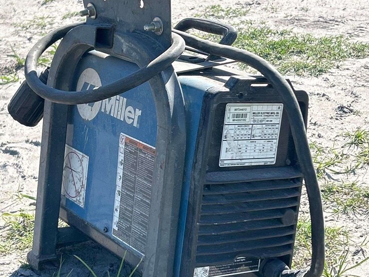2017-miller-cst-280-stick/-tig-welder-image-4