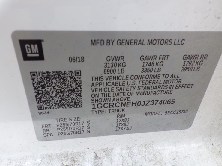2018-chevrolet-1500-image-16