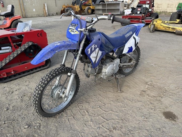 2002-yamaha-dirt-bike-image-1