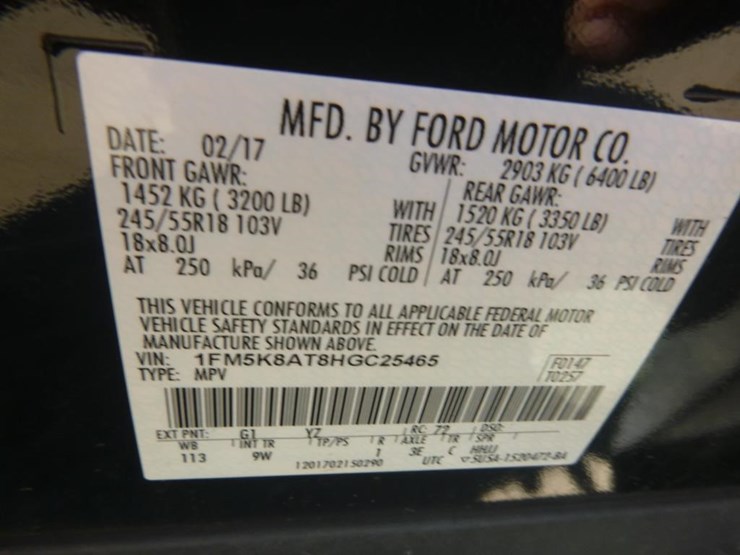 2017-ford-explorer-image-16