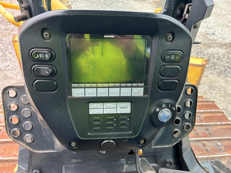 2016-komatsu-d39px-24-image-23