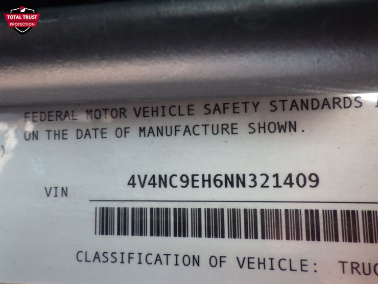 2022-volvo-vnl860-image-20