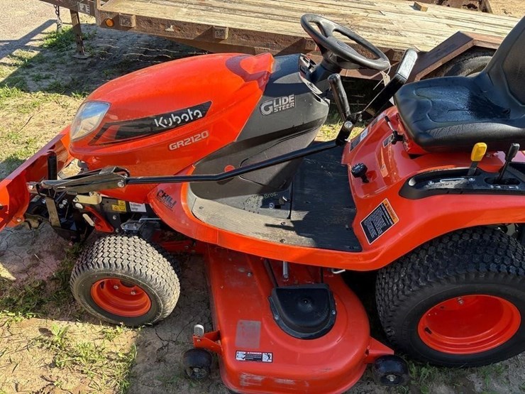kubota-gr2120-image-11