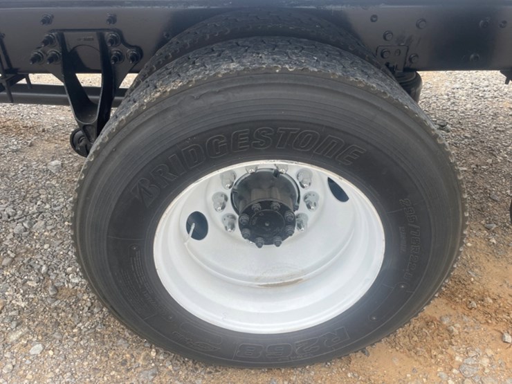 2020-international-mv607-image-9