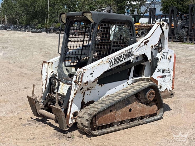 2014-bobcat-t590-image-1