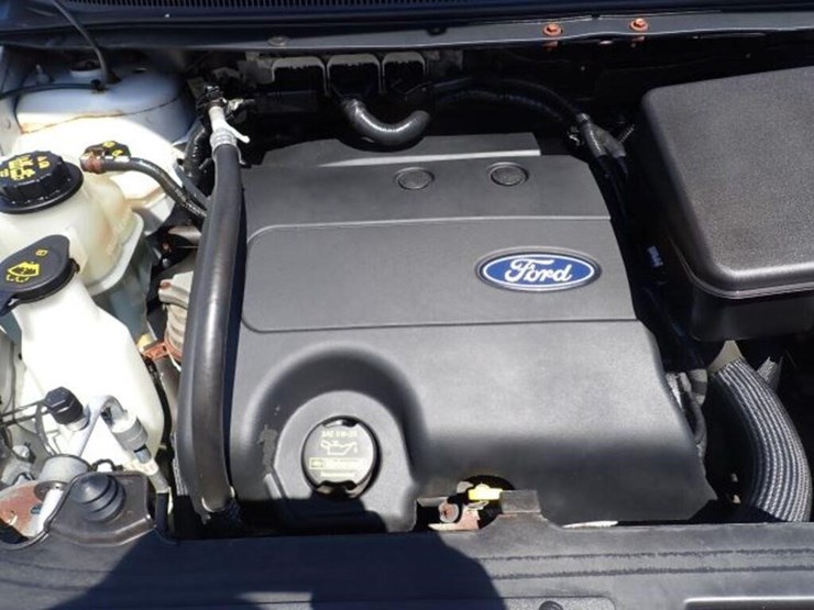 2011-ford-edge-image-67