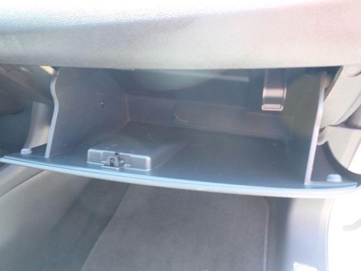 2011-ford-edge-image-35