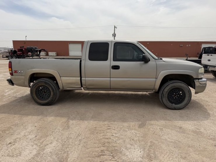 2003-gmc-sierra-1500-image-4