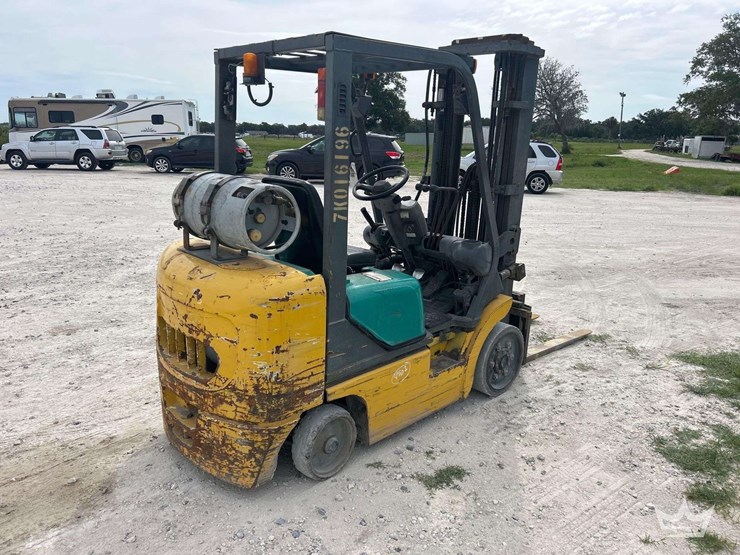 2012-komatsu-fg25t-16-image-3