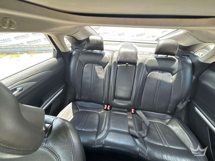 2013-lincoln-mkz-sedan-image-20
