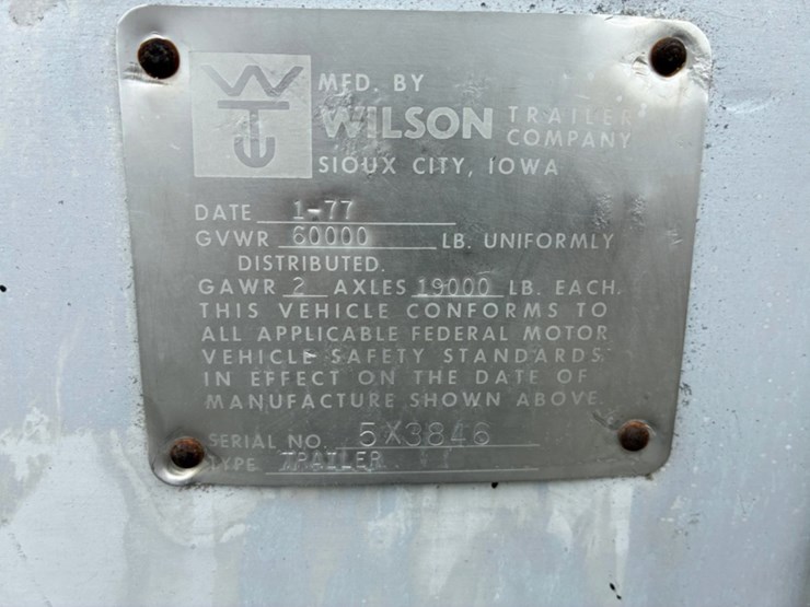 1977-wilson-livestock-trailer-image-14