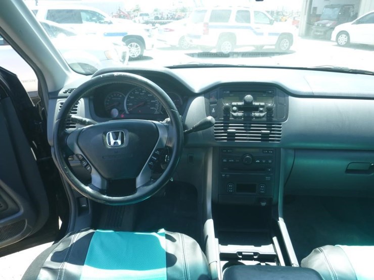 2004-honda-pilot-image-9