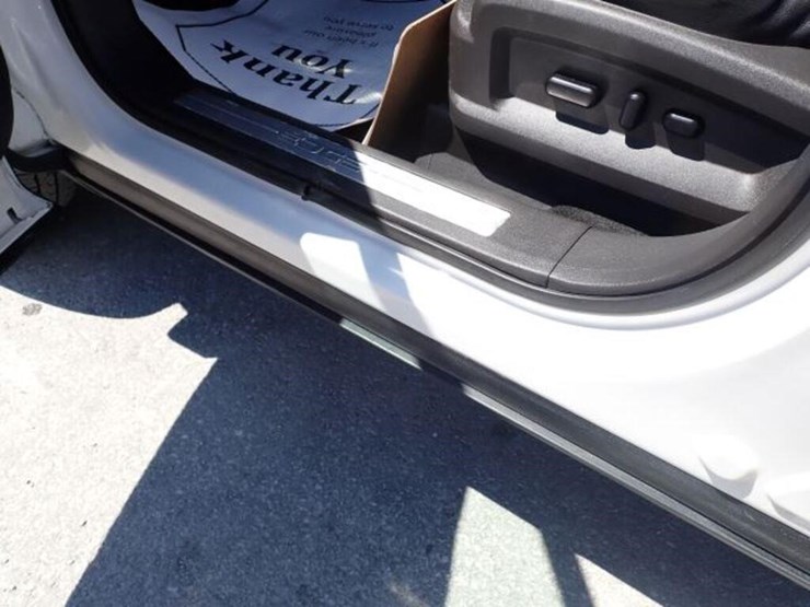 2011-ford-edge-image-28