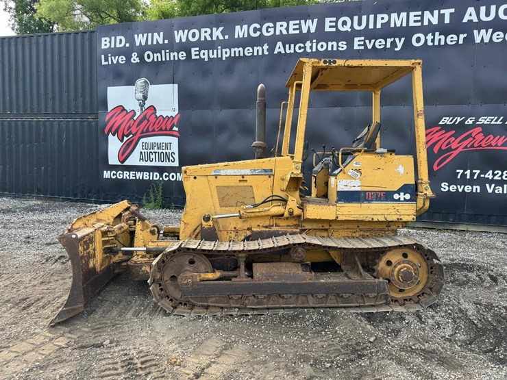 komatsu-d37e-2-image-3