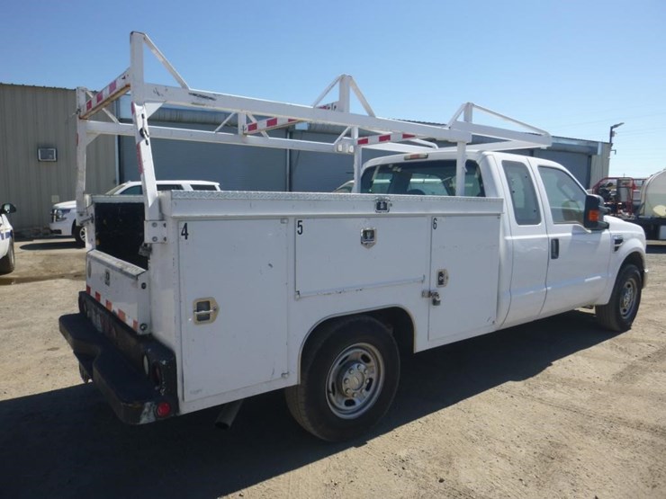 2010-ford-f250-image-3