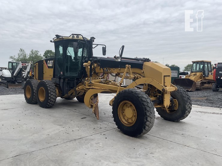 2010-caterpillar-120m-image-6