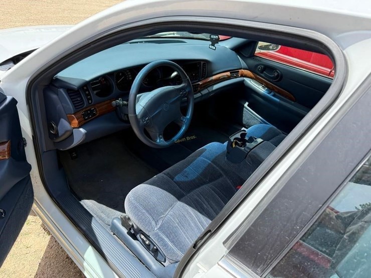 1999-buick-le-sabre-custom-car-image-9